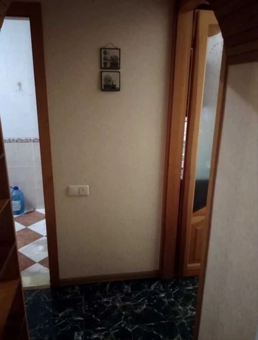 ОРЕНДА 1-ї кв в Печерському районі. Вул. Байчука 34-а. Світл
