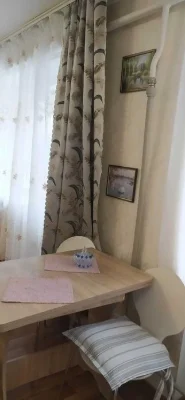 продам  квартиру 1комн на Железнодорожной   ост. Университет