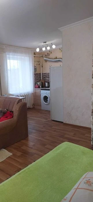 продам  квартиру 1комн на Железнодорожной   ост. Университет