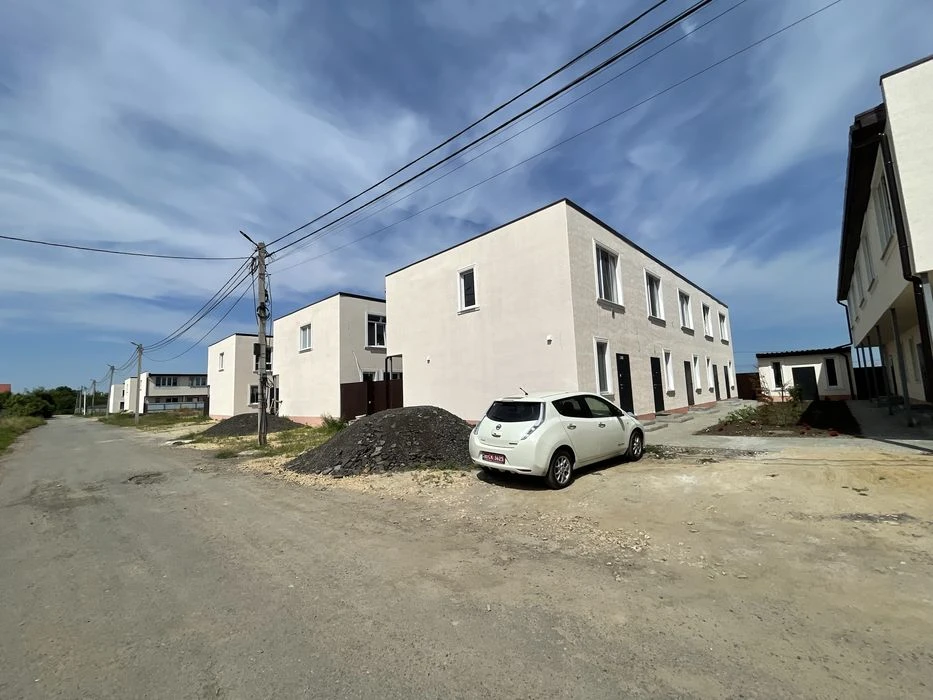 START SALE |  from the BUILDER Townhouse 60 sq.m | Red