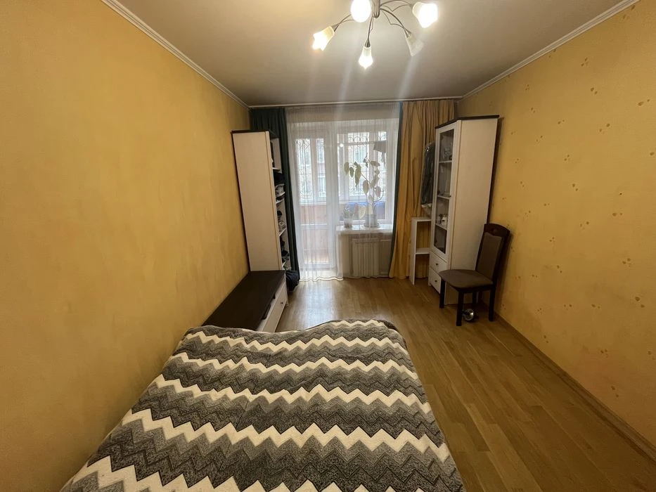 Соломʼянский р-он, Богданівська 4, 2 поверх, 3-х кім.кв.