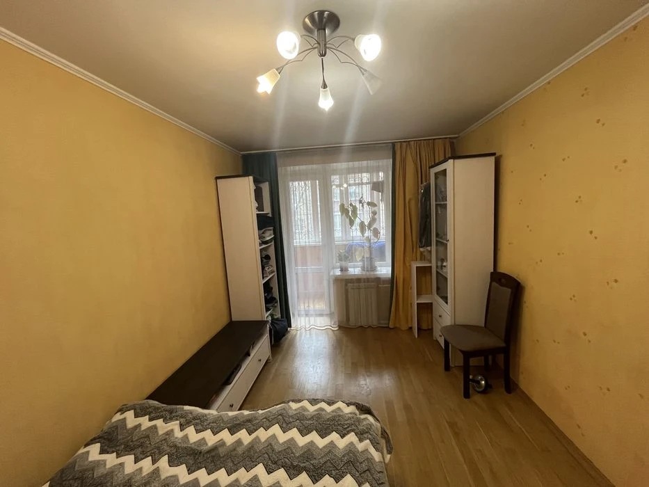 Соломʼянский р-он, Богданівська 4, 2 поверх, 3-х кім.кв.