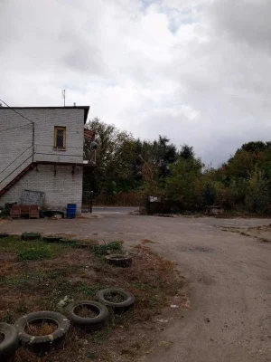 Продаж шести підряд гаражних боксів