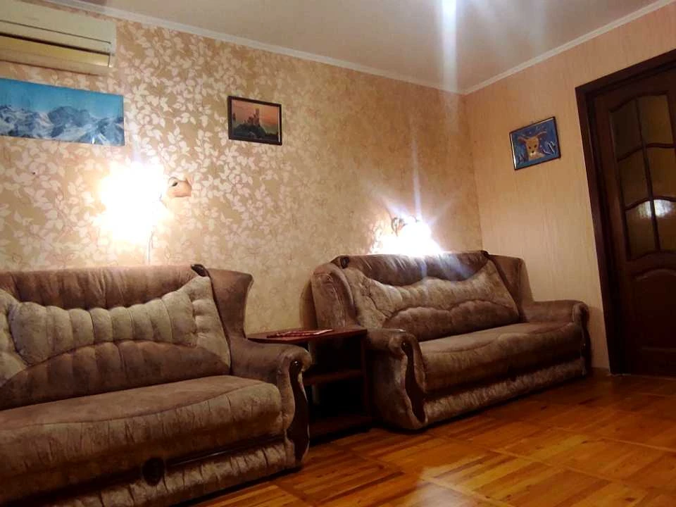 Квартира. Дніпро, Алана Шепарда вул. (Суворова)