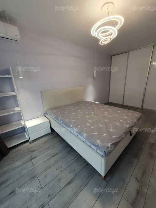 Продаж квартири жк 5 континент