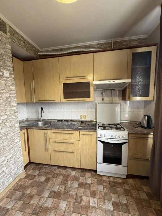 Продам 1 кім. квартиру район автовокдазлу