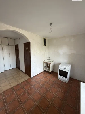 Продаж Квартира Троєщина