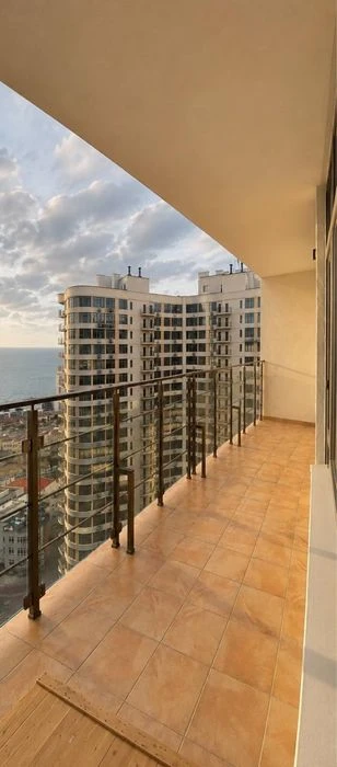 Продам 1к квартиру 40м² з терасою та видом на море ЖК 48 Пер