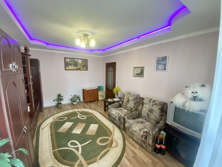 Терміново продається 2к. квартира. Вул. Стуса. Арсен. Епіцен