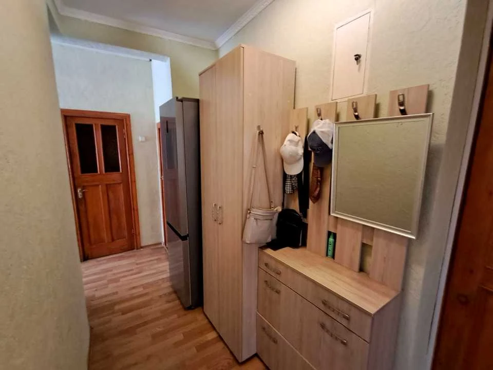 Квартира. Запоріжжя, Незалежної України вул. (40 років Радян