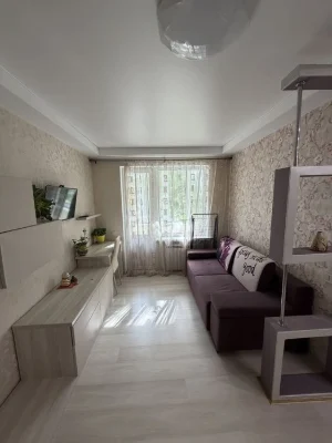 м.Дорогожичі продаж 2к квартири Глаголєвих 22а від власника