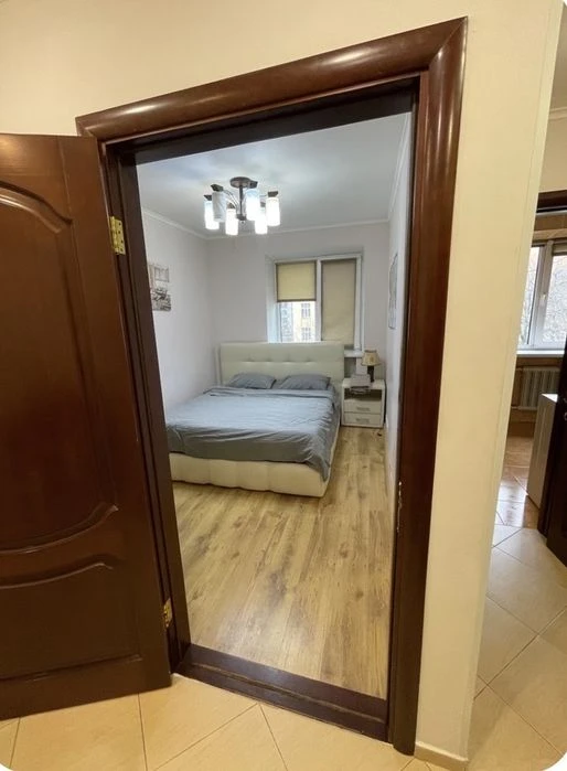 Продаж 3к квартири 57м² м. Олімпійська, вул. Івана Федорова,