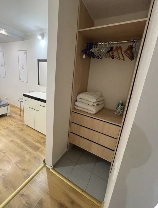 Продаж 3к квартири 57м² м. Олімпійська, вул. Івана Федорова,