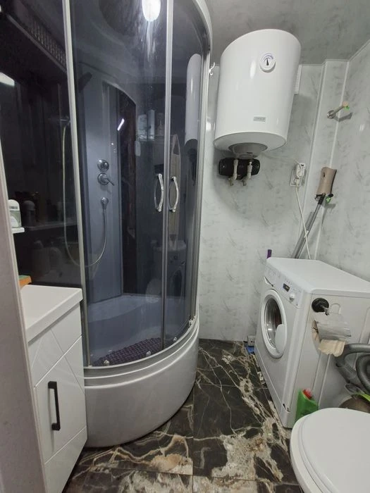 Продам 1х квартира Центр.Агв.31м.