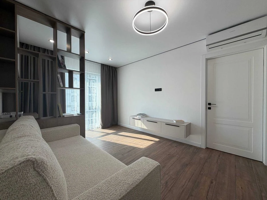 БЕЗ КОМІСІЇ Стильна 2к квартира 60 м² дизайнерський ремонт Ж