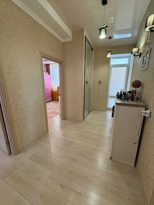 2-room apartment with renovation in a brick house with gas