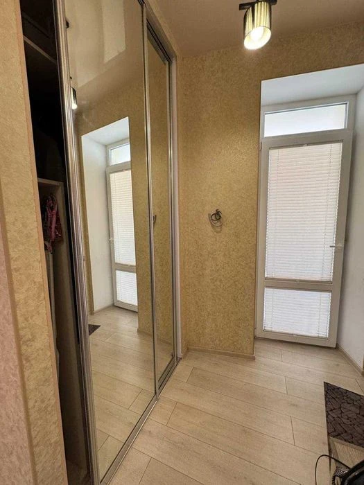 2-room apartment with renovation in a brick house with gas