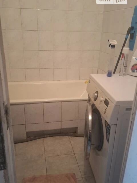 Продаж 1к квартири 43 кв. м на вул. Миколи Ушакова 16 • ID 3