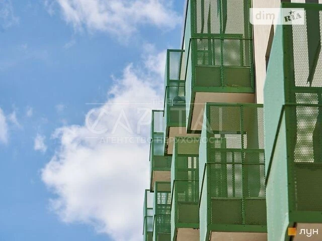 Продаж 2к квартири 55.47 кв. м на вул. Набережно-Рибальська
