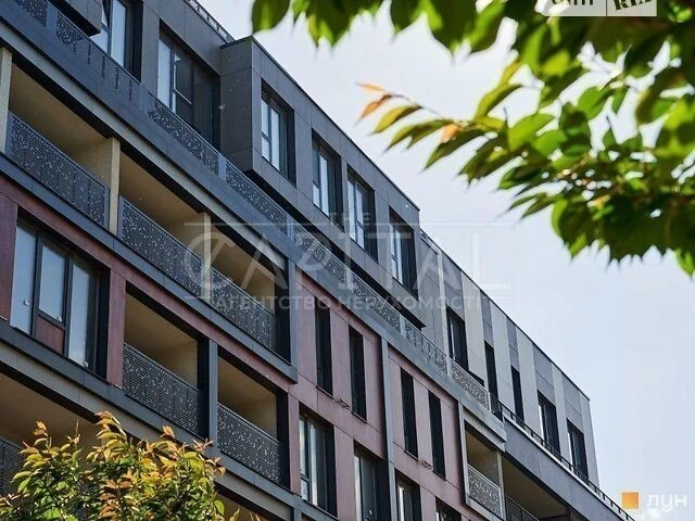 Продаж 2к квартири 55.47 кв. м на вул. Набережно-Рибальська