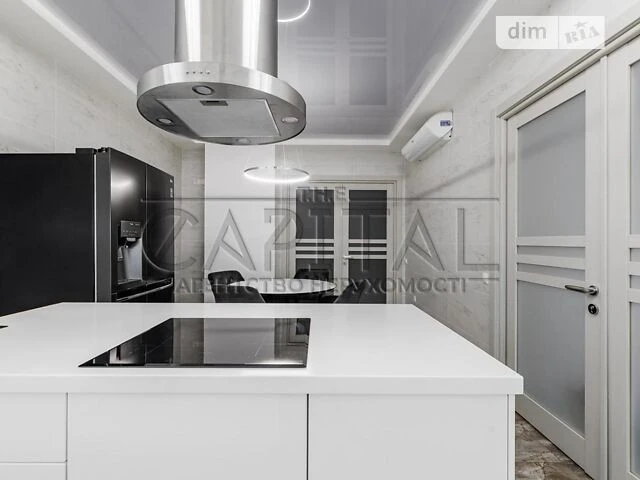 Продаж 3к квартири 150 кв. м на вул. Дегтярівська 25A • ID 3