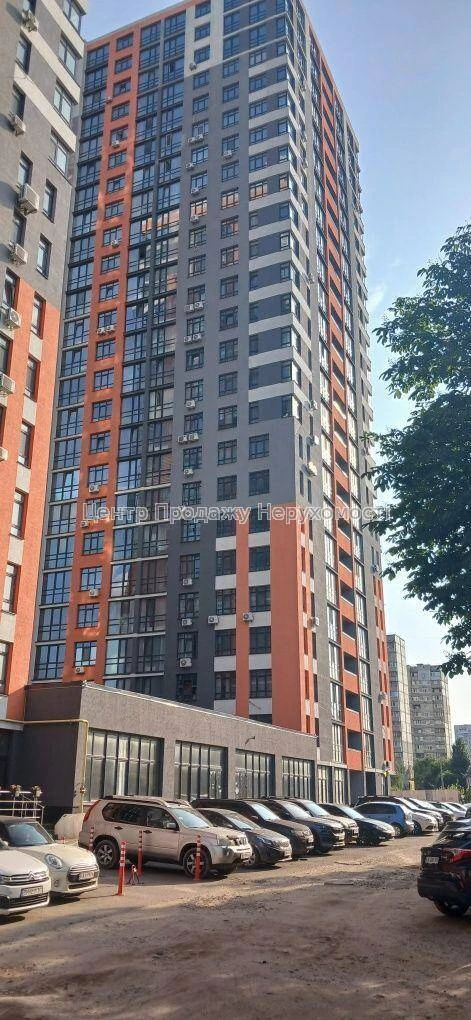Продаж 2-кім. квартири, 19/25 пов, 66 м², ЖК Бережанський, К