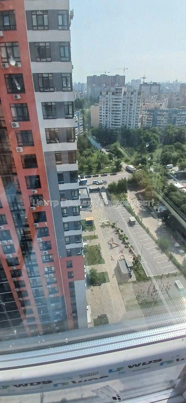 Продаж 2-кім. квартири, 19/25 пов, 66 м², ЖК Бережанський, К