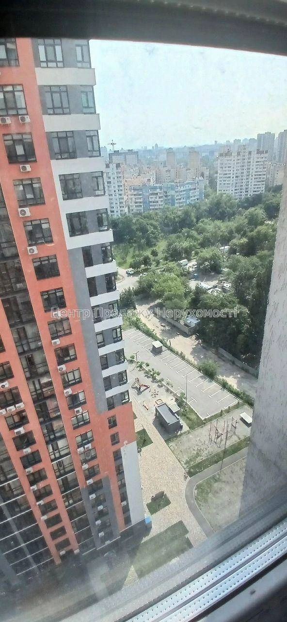 Продаж 2-кім. квартири, 19/25 пов, 66 м², ЖК Бережанський, К