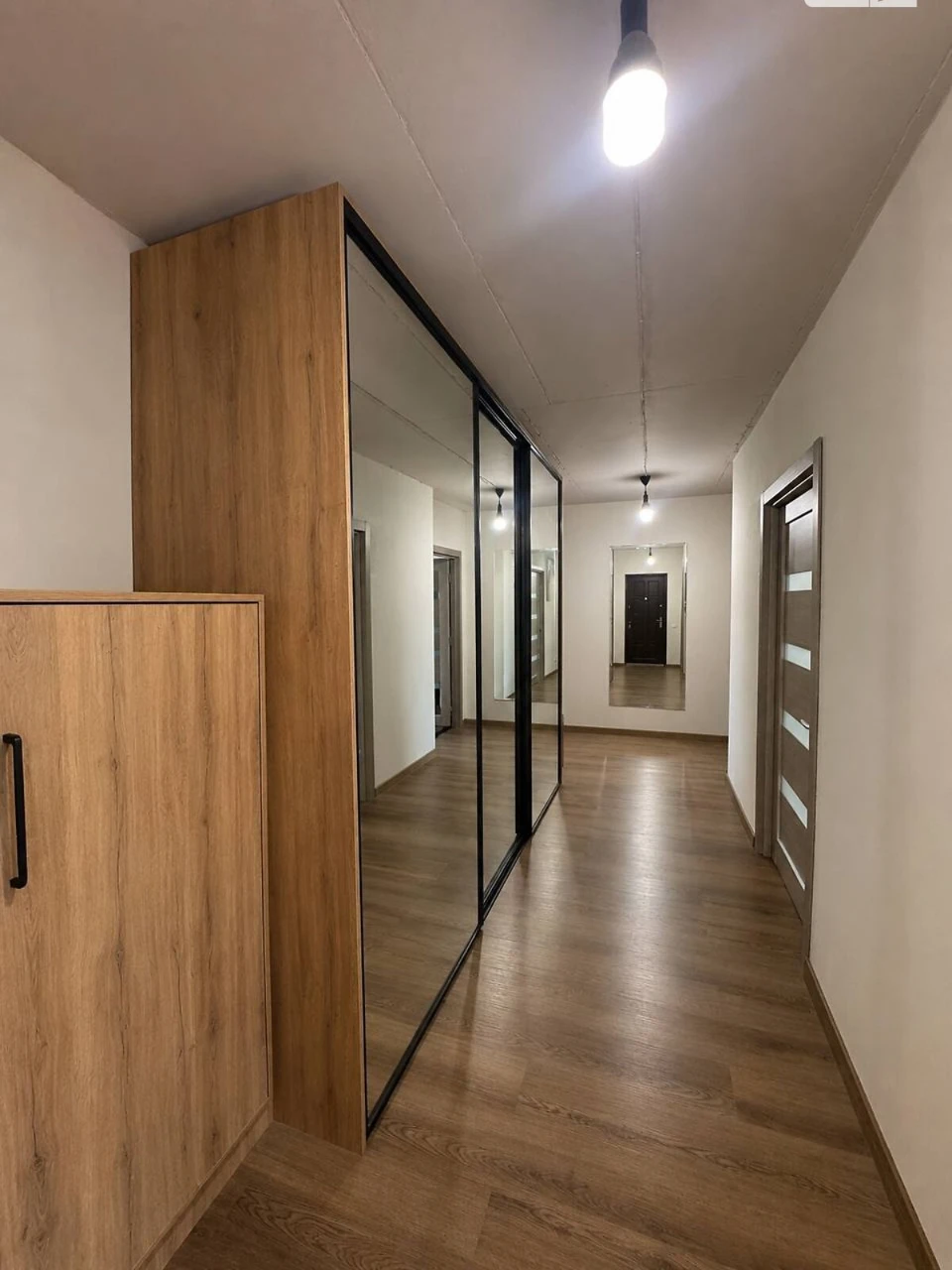 Продаж Квартира Завалля