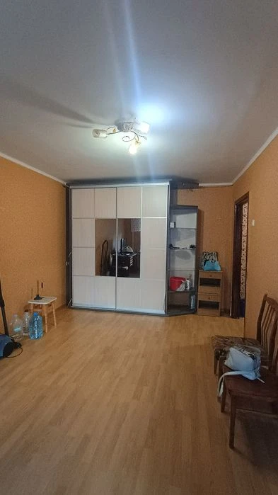 Продам МС на Польовій,Сімейний ринок