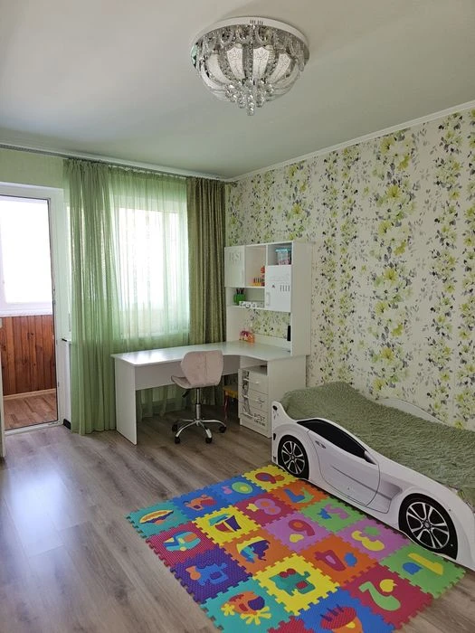 Продаю самую лучшую 3-комнатную квартииу, 2й этаж, Тракторос
