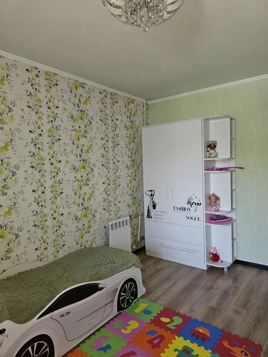 Продаю самую лучшую 3-комнатную квартииу, 2й этаж, Тракторос