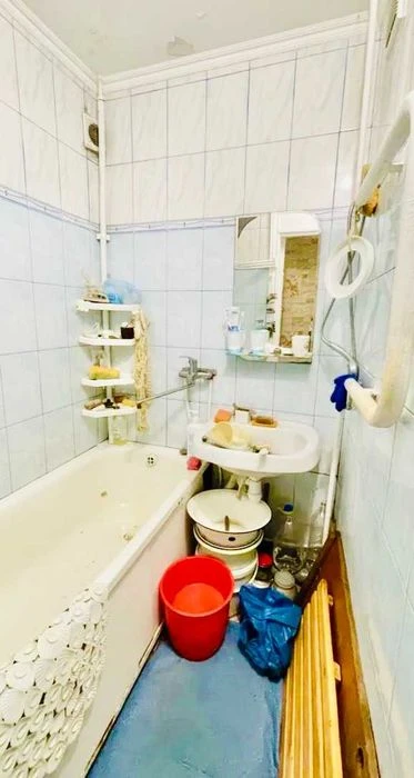 Продажа 3х комнатной квартиры. Ингульский  район. Энгельса!