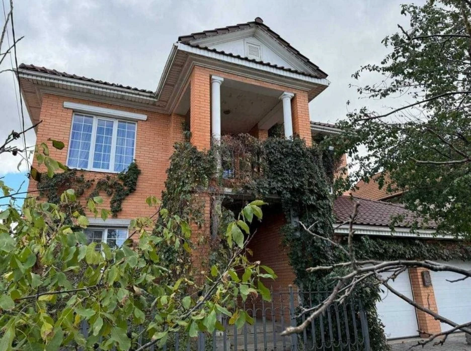 Продажа  современного 2х этажного дома в Варваровке. Возле р