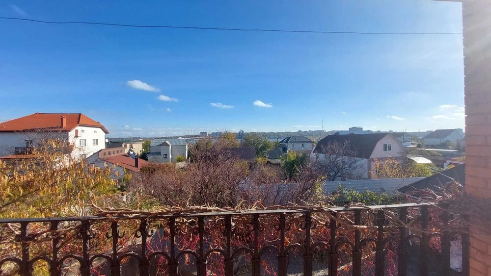 Продажа  современного 2х этажного дома в Варваровке. Возле р