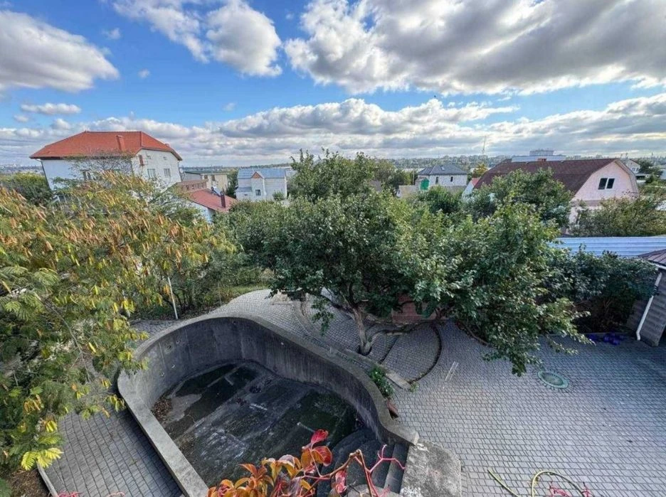 Продажа  современного 2х этажного дома в Варваровке. Возле р