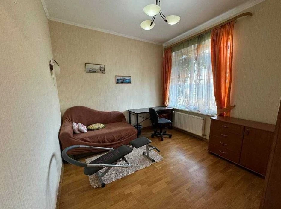 Продажа  современного 2х этажного дома в Варваровке. Возле р