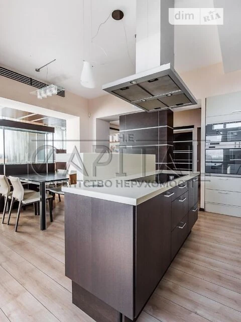 Продаж 4к квартири 180 кв. м на вул. Професора Підвисоцького