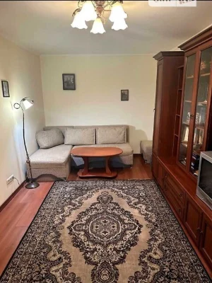 Продаж 1к квартири 32 кв. м на бул. Павла Вірського • ID 348