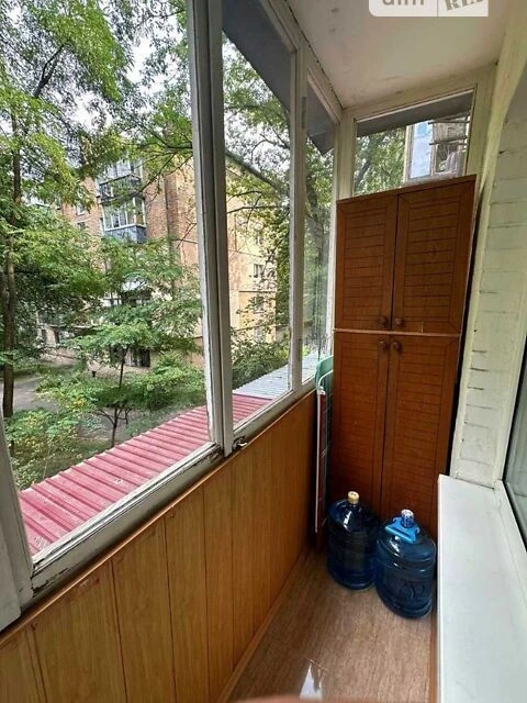 Продаж 1к квартири 32 кв. м на бул. Павла Вірського • ID 348