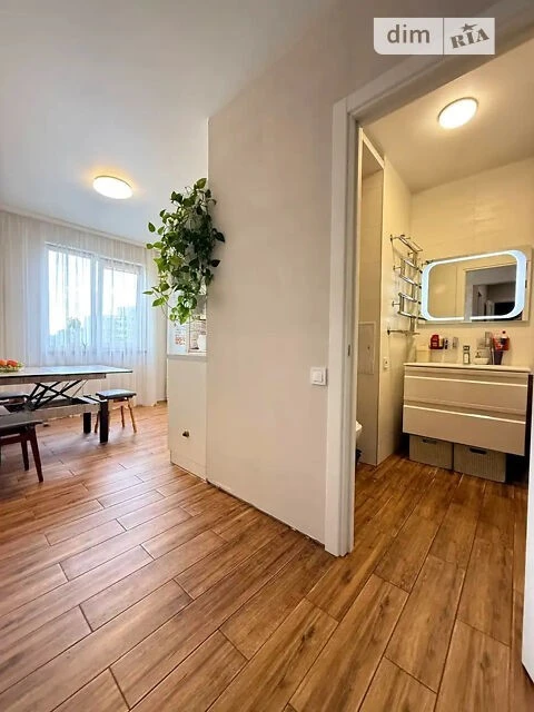 Продаж 2к квартири 56 кв. м на вул. Степана Олійника 19 • ID
