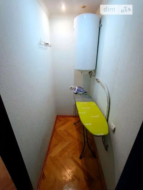 Продаж 3к квартири 84 кв. м на вул. Академіка Заболотного 13