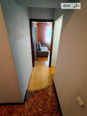 Продаж 3к квартири 84 кв. м на вул. Академіка Заболотного 13