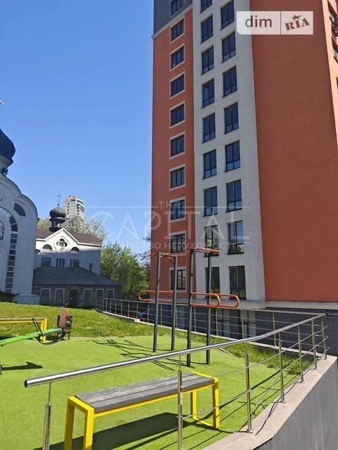 Продаж 1к квартири 47 кв. м на вул. Загорівська 17-21 • ID 3
