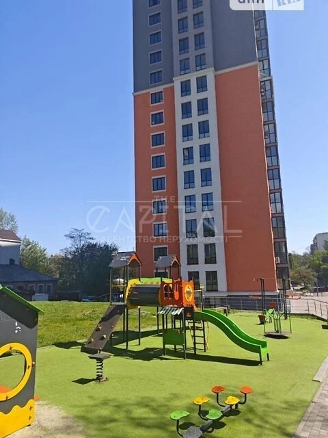 Продаж 1к квартири 47 кв. м на вул. Загорівська 17-21 • ID 3