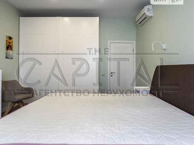 Продаж 2к квартири 88 кв. м на вул. Ділова 4 • ID 34816601