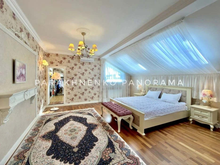 Ексклюзивна квартира 202 м² | 5 кімнат | 2 рівні | Центр | Н