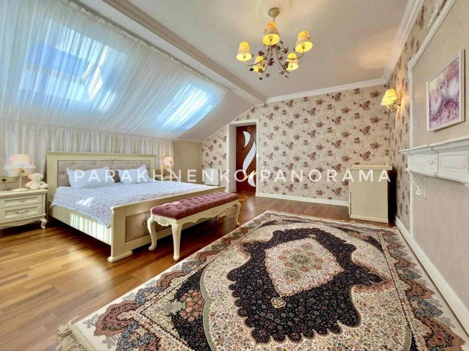 Ексклюзивна квартира 202 м² | 5 кімнат | 2 рівні | Центр | Н