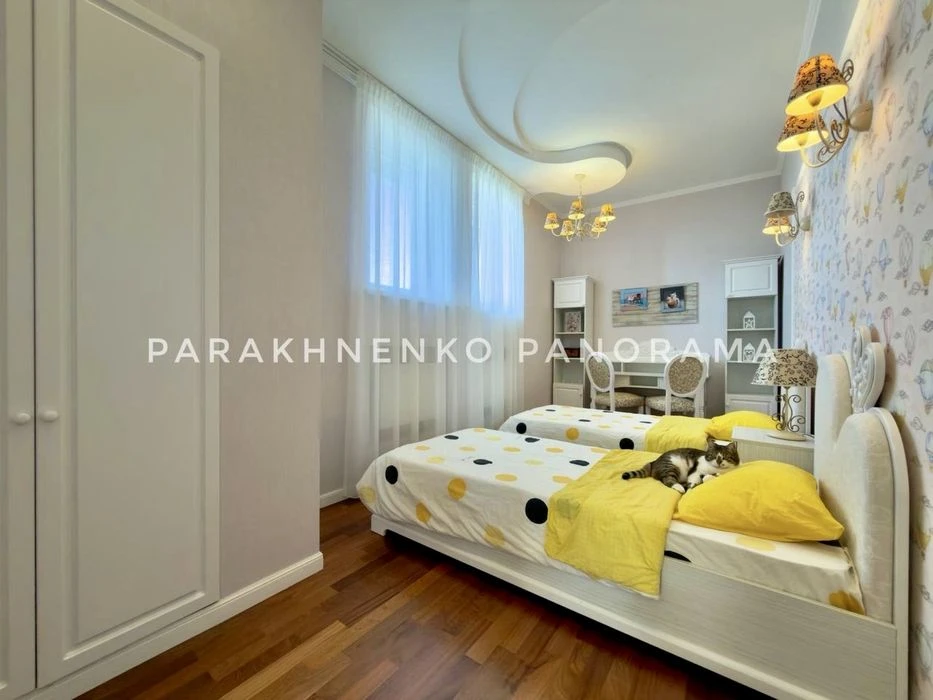 Ексклюзивна квартира 202 м² | 5 кімнат | 2 рівні | Центр | Н