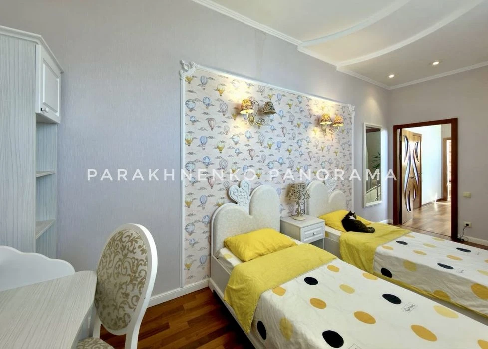 Ексклюзивна квартира 202 м² | 5 кімнат | 2 рівні | Центр | Н